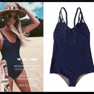 Acacia EXCLUSIVE capetown in navy blue, size L